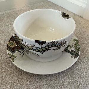 Gallery Tabletop “Angela” salad plate and jumbo soup bowl.